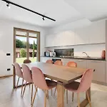 Villa La Del *